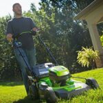 Газонокосилка самоходная Greenworks GD60LM46SPK8 60V 2502907UH (46 см) бесщеточная аккумуляторная с 8 Ач аккумулятором и зарядным устройством