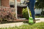 Триммер Greenworks GD40LTK8 40V 2112207UH (38 см) аккумуляторный с 8 Ач аккумулятором и зарядным устройством