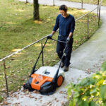 KGA 770 Аккумуляторное подметальное устройство STIHL